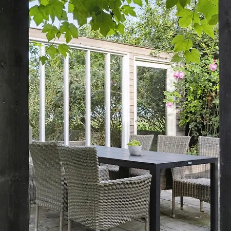 All-year Oasis With Sea Field And Nature Views