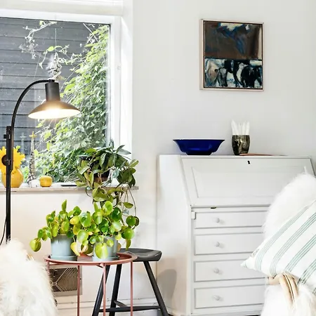 All-year Oasis With Sea Field And Nature Views