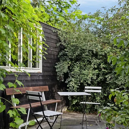 All-year Oasis With Sea Field And Nature Views Feriehus *