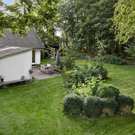 All-year Oasis With Sea Field And Nature Views